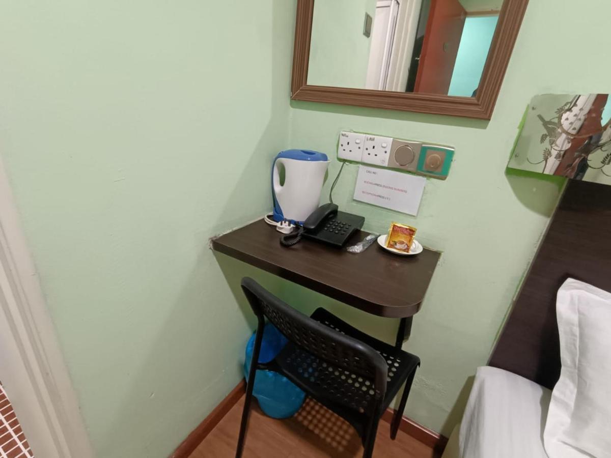 Hotel Zamburger Nur Ramadhan - Previously G Home Hotel Кота Бару Екстериор снимка