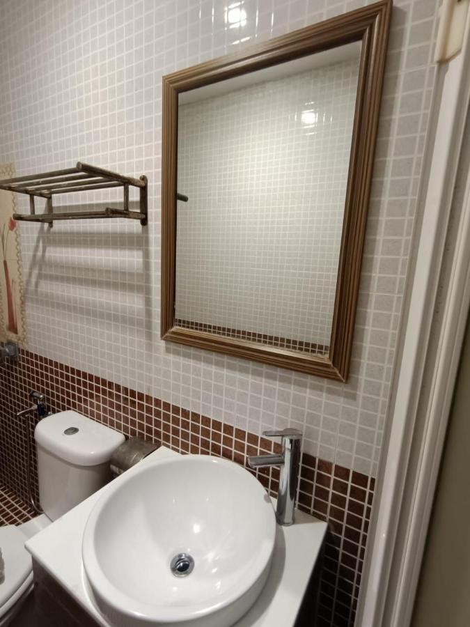 Hotel Zamburger Nur Ramadhan - Previously G Home Hotel Кота Бару Екстериор снимка